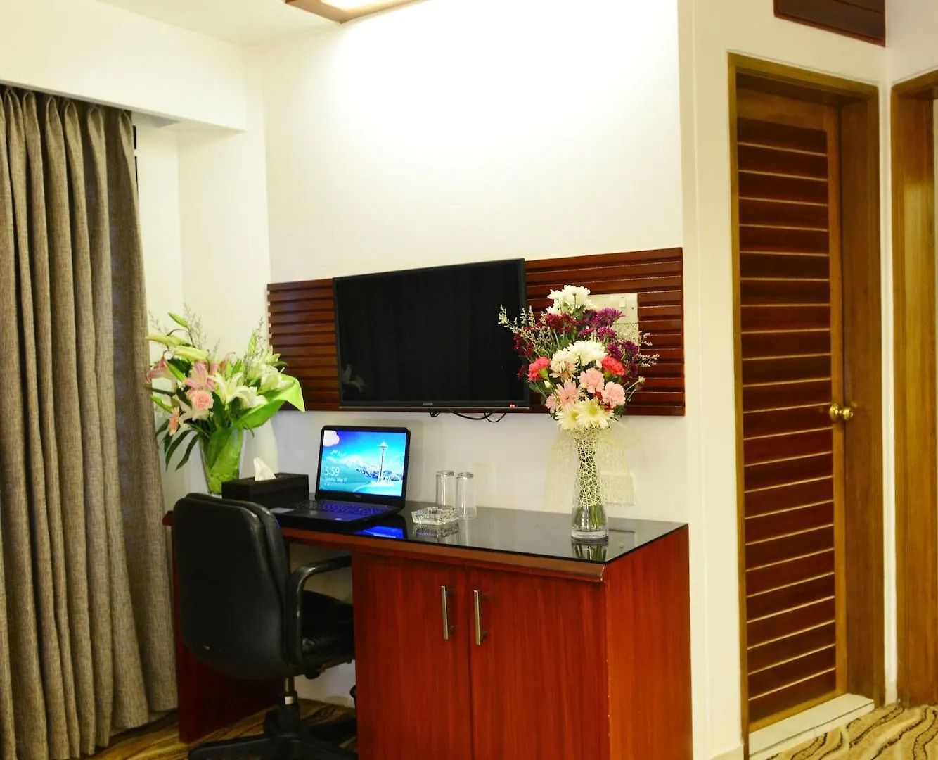 דאהקה Amazon Lilly Lake View Residence